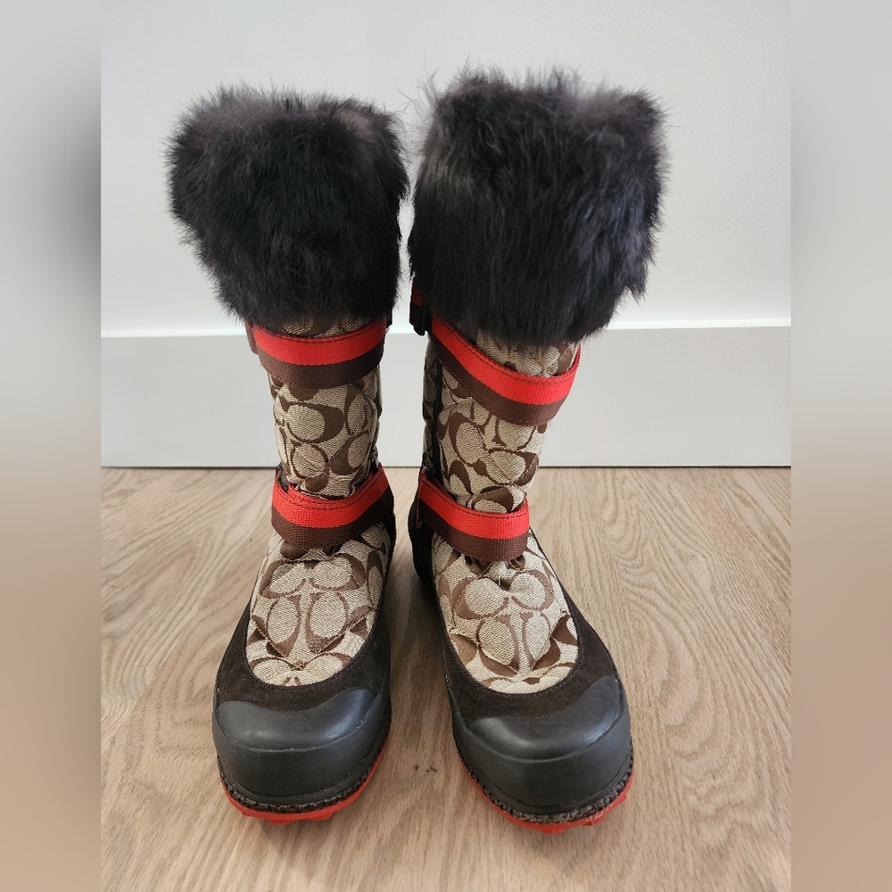 Coach Winer Snow Boots Size. 7.5